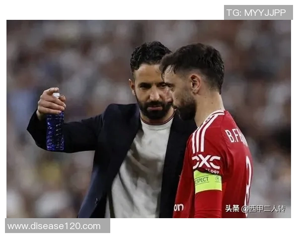 鲁尼批评斯洛特将索博安排在右后卫位置阿莫林若如此必遭严厉指责 鲁尼批评斯洛特将索博安排在右后卫位置阿莫林若如此必遭严厉指责