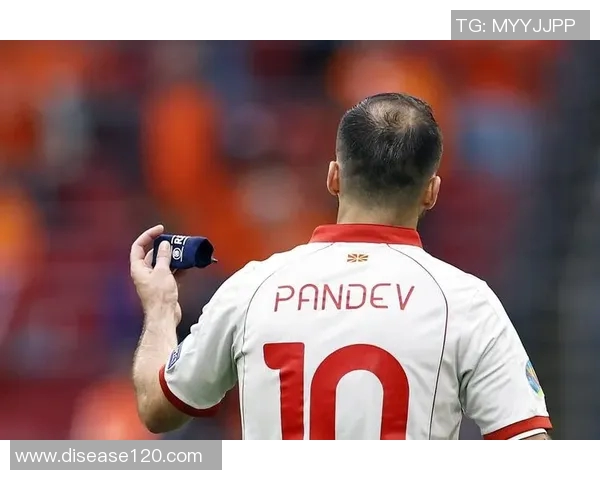 迪马济奥透露若维埃拉下课克里西托有望接任热那亚临时主帅 迪马济奥透露若维埃拉下课克里西托有望接任热那亚临时主帅