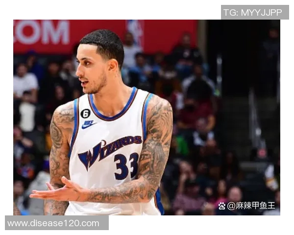 朗佐鲍尔表现平平三分球失准8投仅中2得6分5篮板5助攻2抢断