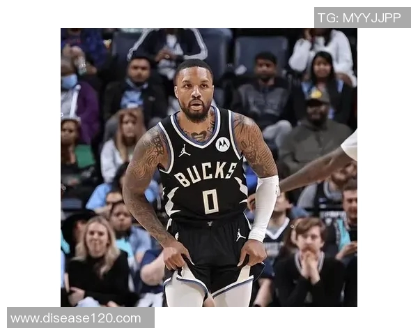 华子称麦丹休赛期进步显著参与进攻将极大提升球队表现