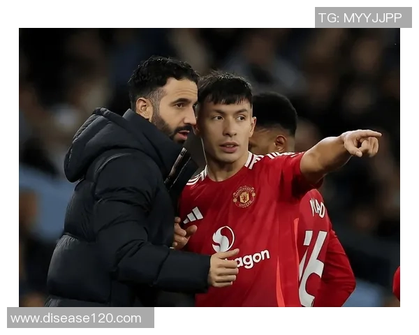 多尔古谈曼联团队精神提升对首年表现表示满意