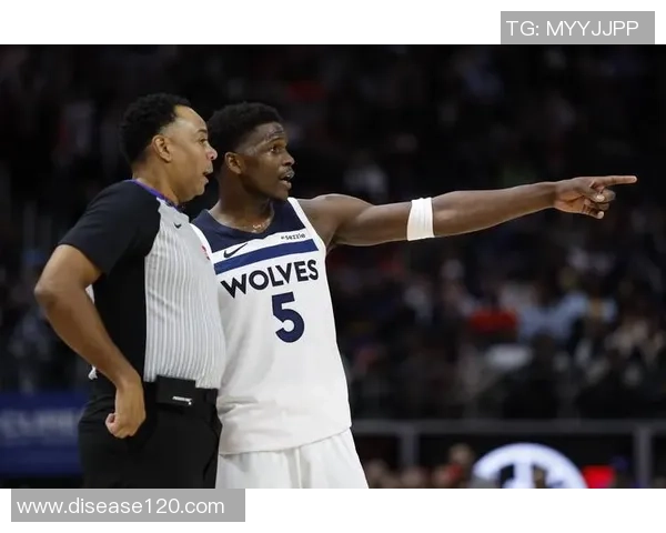 华子在比赛中表现不佳仅得15分并失误5次引发媒体关注究竟发生了什么心事 华子在比赛中表现不佳仅得15分并失误5次引发媒体关注究竟发生了什么心事