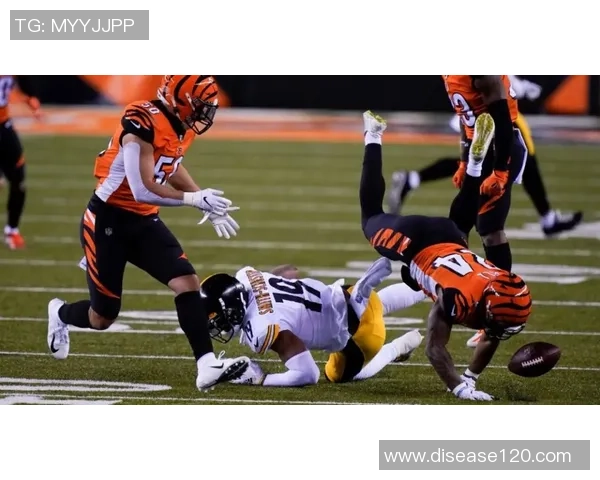 汤姆林全力以赴助球队争胜10中8砍下18分展现活力引擎风采