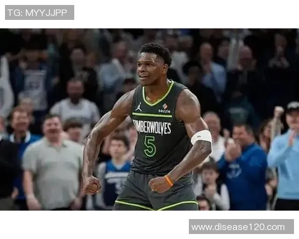 爱德华兹透露关注海兰德三年预言他注定成足球明星