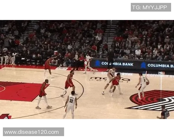 阿夫迪亚半场表现抢眼8投5中砍下19分4篮板4助攻再度冲击三双目标